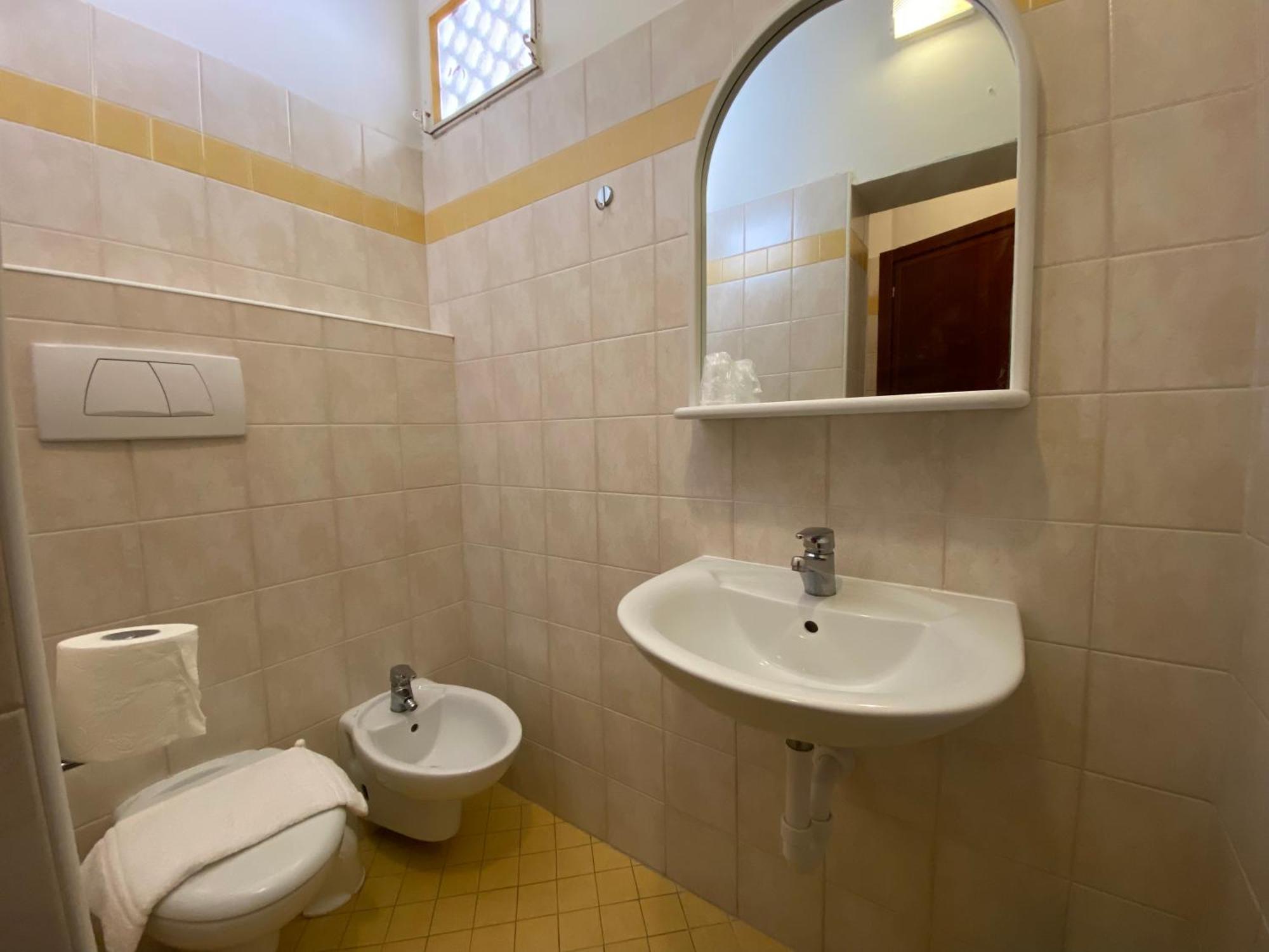 Hotel Nanni Rimini Buitenkant foto